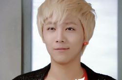 李弘基原来是美男发型 李弘基发型