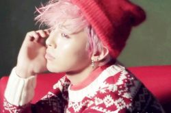 权志龙粉红色发型 权志龙发型推荐