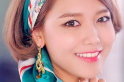 韩式丝巾扎发怎么扎 韩式丝巾扎发方法