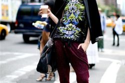 天鹅绒外套怎么样 天鹅绒外套里面搭什么长款天鹅绒外套如何搭配短款天鹅绒外套如何搭配天鹅绒外套搭什么鞋