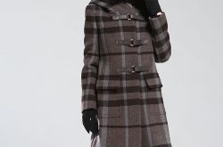 灰色格子外套怎么搭配 灰色格子外套搭配图片
