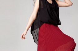 大红裙配什么上衣 大红裙搭配图片