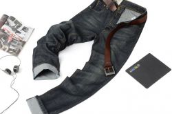 男士牛仔裤搭配什么鞋子 男士牛仔裤搭配鞋子的秘诀