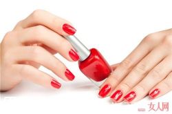 红色指甲油好看吗 薄荷绿指甲油好看吗橘色指甲油好看吗宝蓝色指甲油好看吗玫红色指甲油好看吗