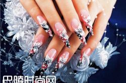 彩绘美甲图片 贴片美甲图片光疗美甲图片丝绒美甲图片渐变美甲图片