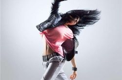 跳街舞减肥 肚皮舞可以减肥吗学芭蕾可以减肥吗学钢管舞能减肥吗拉丁舞能减肥吗