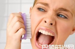 敏感型肌肤去角质的诀窍是什么 油性型肌肤怎么去角质混合性肌肤用什么去角质粗糙型肌肤适合什么去角质不同肤质怎么去角质在家要如何的去角质呢去角质需要注意什么事项去角质对皮肤有什么好处