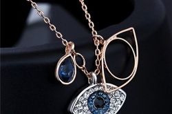 恶魔之眼项链有什么特点 恶魔之眼能守护爱情吗恶魔之眼手镯有什么寓意