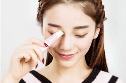 眼霜什么年龄开始用 眼霜怎么涂