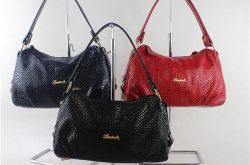 如何选择包 包包款式选择包包图案选择包包选购细节如何鉴定真假皮包如何区别真皮包皮质女士包保养方法