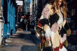 chloe是什么牌子 chloe包包属于什么档次chloe大金环包nile月牙形的Nile Nano