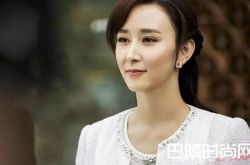 怎么化妆才能不显脏 清透自然的底妆怎么画哪些底妆产品能让妆效干净自然好用的粉底推荐如何做好定妆怎么画彩妆才不会显脏