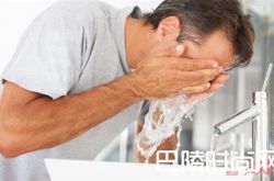 男士皮肤基础是什么 男士怎么保养脸部皮肤男士油性与混合性皮肤怎么护理男士油性皮肤有什么特征男士皮肤和饮食起居有关系男士干性皮肤怎么护理男士护肤品怎么挑选男士怎么深层清洁皮肤
