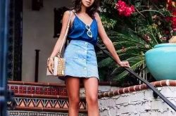 吊带单穿如何搭配？ 吊带裙如何搭配？吊带与T恤衬衫如何搭配？吊带与小外套如何搭配？