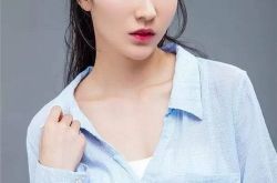 冰蓝衬衫颜色款式 冰蓝衬衫常见穿法冰蓝衬衫夏天搭配