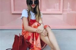 方跟鞋有什什么优点？ 经典拼色小香风方跟鞋如何搭配？一字带搭扣方跟鞋如何搭配？绑带方跟鞋如何搭配？方跟单鞋如何搭配？方跟穆勒鞋如何搭配？