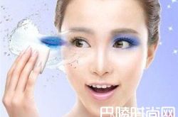 正确的卸妆步骤是什么 DHC 卸妆油产品简介资生堂 专科卸妆乳简介花王 Curel珂润 卸妆啫喱简介高丝 薏仁快速卸妆油效果如何Nursery卸妆啫喱简介江原道温泉卸妆水简介RMK玫瑰卸妆膏简介ALOVIVI卸妆皇后四效合一卸妆水简介FANCL 深层卸妆油简介HACCI 老铺蜂蜜卸妆油简介