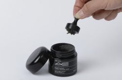 想要定格年轻无暇肌 AE美容护肤以科技终结肌肤难题