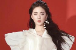 毛戈平给赵露思化妆翻车？并没有，甜妹秒变成熟御姐