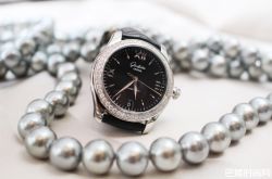 格拉苏蒂原创小夜曲腕表,母爱颂歌，献礼摩登雅致女性