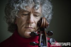 格拉苏蒂原创与德累斯顿音乐节再度联袂 为英国大提琴演奏家史蒂芬·依瑟利斯颁获2017 年“格拉苏蒂原创音乐节大奖”