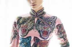 李宇春佩戴Gucci腕表首饰亮相第70届戛纳电影节