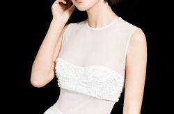 唐艺昕佩戴Chopard萧邦高级珠宝系列出席《独步天下》发布会