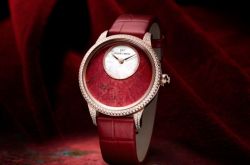 雅克德罗赤铜矿时分小针盘令情人节绽放独特矿物光采