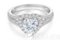 周大福的钻戒怎么样