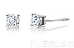 半克拉钻石耳钉价格