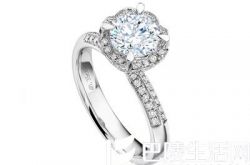 情人节铂金钻戒送什么牌子好