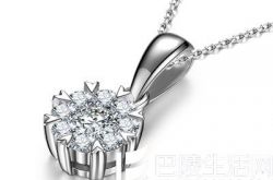 周大生钻石吊坠价格 图片
