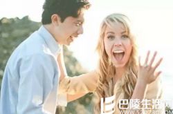 未婚男士该如何佩戴戒指?