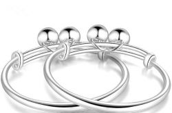 小孩银手镯多少钱   小孩带银手镯好吗