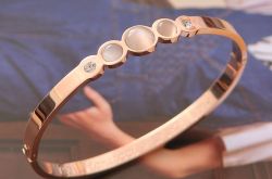 14k玫瑰金手镯图片  14k玫瑰金手镯图片及价格