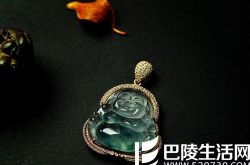 各类翡翠饰品挑选：挂件、手镯、耳坠、戒指