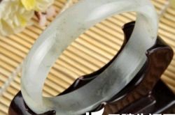 玉手镯一般戴哪只手 玉手镯戴哪只手比较好正确