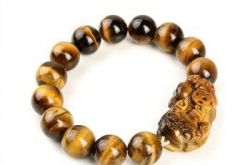 虎睛石有什么功效与作用  虎睛石保健,养生,佩戴功效