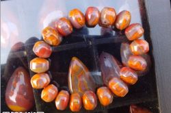 战国红玛瑙手链有什么功效与作用      战国红玛瑙手链保健,养生,佩戴功效