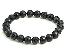 黑玛瑙一般戴哪只手   黑玛瑙一般戴哪只手好