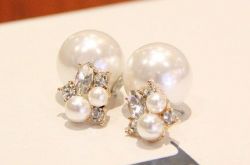 千叶珠宝耳钉图片  千叶珠宝耳钉图片及价格