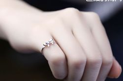 女生戴尾戒是什么意思 女生戴尾戒有什么含义