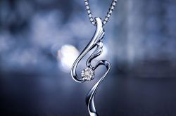 钻石情侣吊坠款式图片  钻石情侣吊坠款式图片欣赏