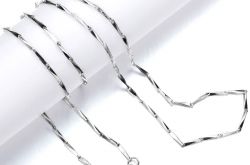  纯银项链一般多少钱  纯银项链哪个牌子好