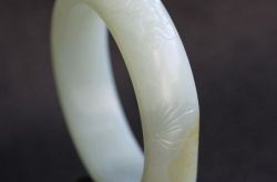 和田白玉手镯怎么鉴别真假  和田白玉手镯真假鉴别,好坏鉴别,产地鉴定