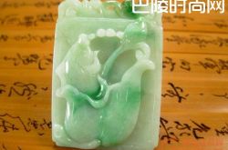 鱼形吊坠有什么寓意  佩戴鱼形吊坠代表的意义