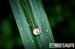 兔子吊坠有什么寓意  佩戴兔子吊坠代表的意义