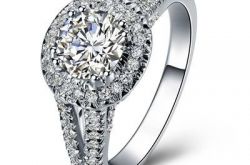 群镶钻戒有什么寓意  佩戴群镶钻戒代表的意义