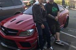 吴亦凡是死忠日系车迷 最爱GT-R、Supra