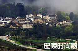 带上三五酒友，到葡萄酒产区骑行